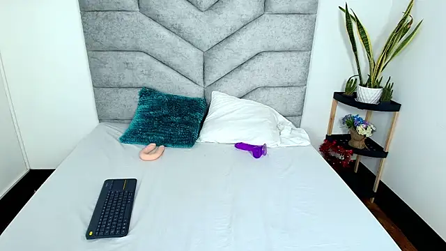 KimberlyFox t online show from January 17, 1:37 pm