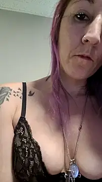 N8tivePride online show from November 13, 2:15 am