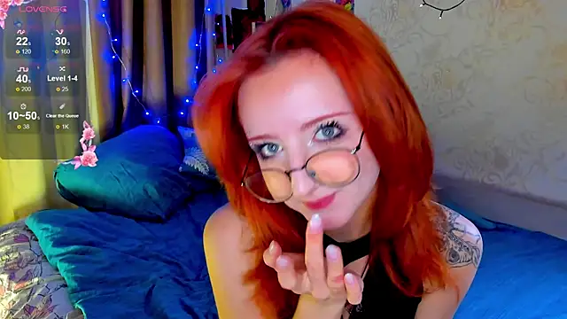 DragonflyLiza online show from December 19, 9:22 am