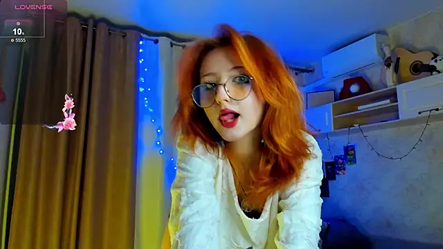 DragonflyLiza online show from November 24, 5:46 pm