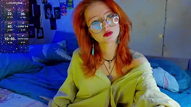 DragonflyLiza online show from November 18, 11:57 am