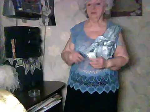 ValeriaKroww online show from December 17, 6:13 pm