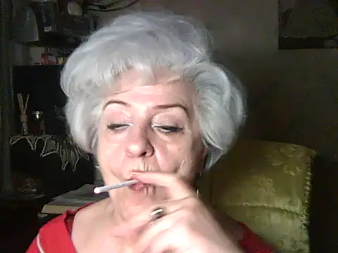Snapshot of ValeriaKroww chatting on May 29, 5:41 pm ValeriaKroww online show from May 29, 5:41 pm
