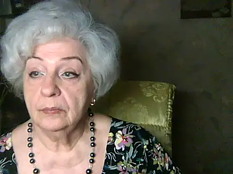 Snapshot of ValeriaKroww chatting on May 6, 6:12 pm ValeriaKroww online show from May 6, 6:12 pm