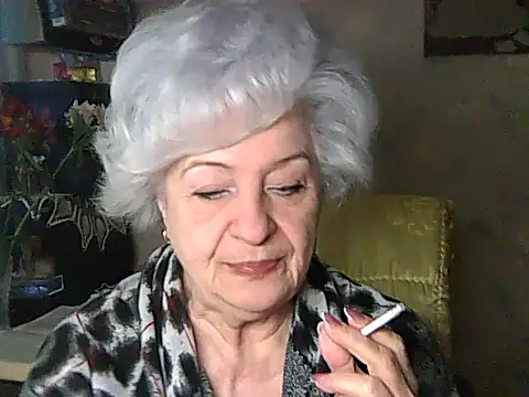 Snapshot of ValeriaKroww chatting on April 25, 5:10 am ValeriaKroww online show from April 25, 5:10 am