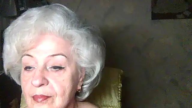 ValeriaKroww online show from March 19, 6:30 pm