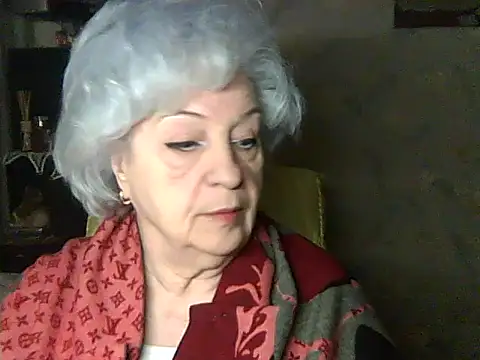 Snapshot of ValeriaKroww chatting on April 19, 5:47 pm ValeriaKroww online show from April 19, 5:47 pm