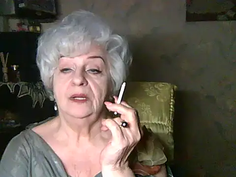 Snapshot of ValeriaKroww chatting on May 27, 5:42 pm ValeriaKroww online show from May 27, 5:42 pm