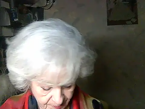 ValeriaKroww online show from December 18, 8:01 pm