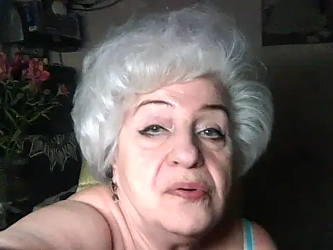 Snapshot of ValeriaKroww chatting on June 23, 7:56 pm ValeriaKroww online show from June 23, 7:56 pm