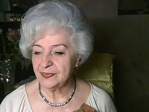 Snapshot of ValeriaKroww chatting on May 15, 5:11 pm ValeriaKroww online show from May 15, 5:11 pm