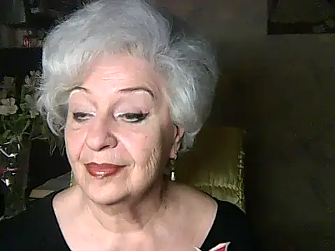 Snapshot of ValeriaKroww chatting on May 19, 6:04 pm ValeriaKroww online show from May 19, 6:04 pm