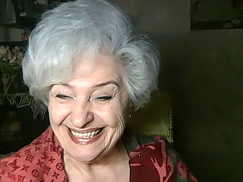 Snapshot of ValeriaKroww chatting on May 1, 5:07 pm ValeriaKroww online show from May 1, 5:07 pm