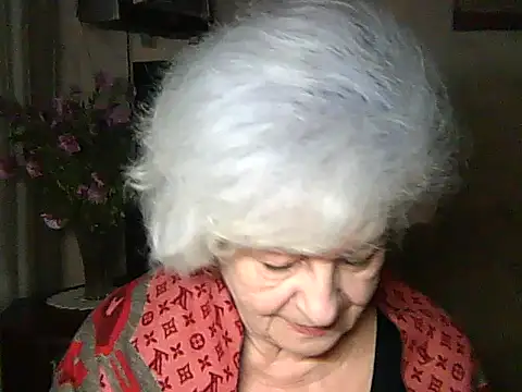 ValeriaKroww online show from November 13, 6:01 pm