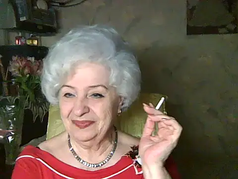 Snapshot of ValeriaKroww chatting on May 14, 4:37 pm ValeriaKroww online show from May 14, 4:37 pm