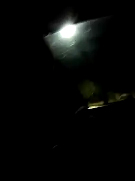 Snapshot of perr8886 chatting on December 16, 6:06 am perr8886 online show from December 16, 6:06 am