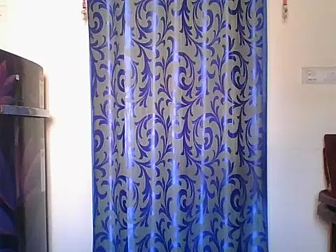 Snapshot of Mathi_cam chatting on February 2, 4:22 am Mathi cam online show from February 2, 4:22 am