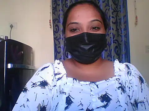 Snapshot of Mathi_cam chatting on February 12, 4:45 am Mathi cam online show from February 12, 4:45 am