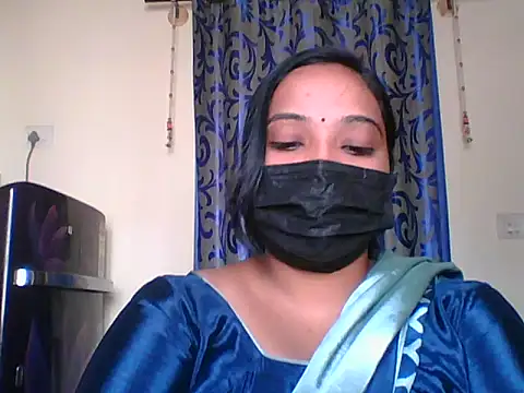 Snapshot of Mathi_cam chatting on March 2, 4:35 am Mathi cam online show from March 2, 4:35 am