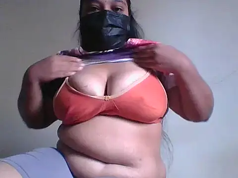 Snapshot of Mathi_cam chatting on December 1, 4:46 am Mathi cam online show from December 1, 4:46 am