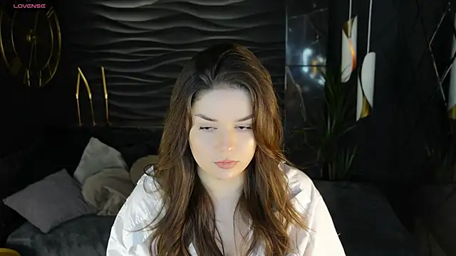 melanie neal online show from November 25, 9:04 pm