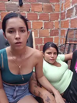 Snapshot of lil_misty chatting on December 20, 8:01 pm lil misty online show from December 20, 8:01 pm