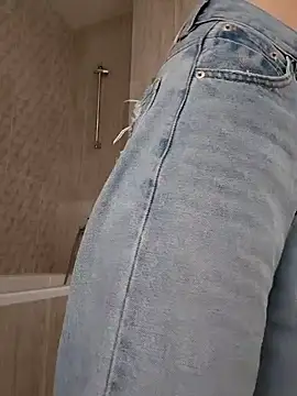 MelissaPinkiss online show from March 29, 1:35 pm