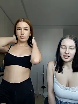 Snapshot of MelissaPinkiss chatting on November 30, 10:49 am MelissaPinkiss online show from November 30, 10:49 am