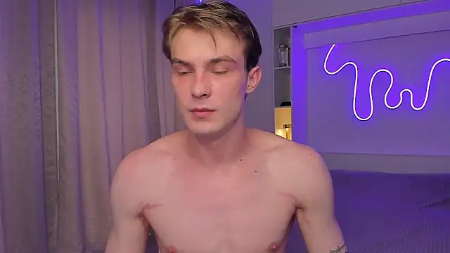 DanteRay online show from November 12, 1:15 pm