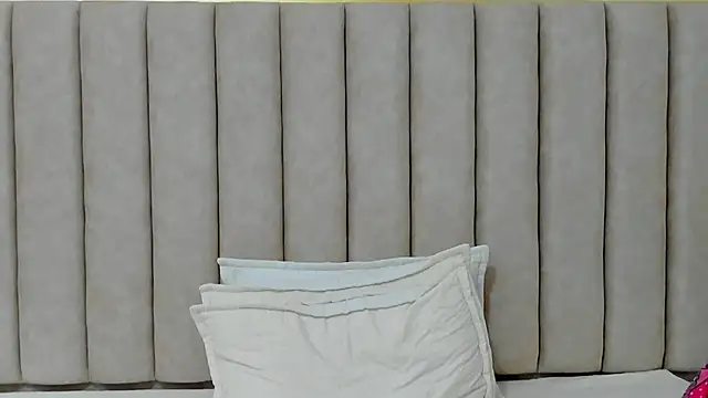 Snapshot of Lilith_Aliany_ chatting on November 4, 12:09 pm Lilith Aliany online show from November 4, 12:09 pm