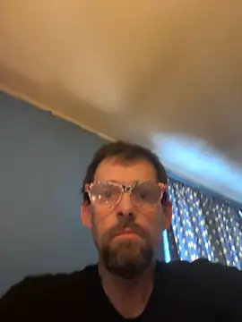 biggdaddyandqueenn online show from December 15, 4:24 pm