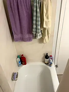 biggdaddyandqueenn online show from January 6, 7:18 pm