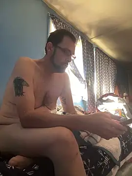 biggdaddyandqueenn online show from November 29, 5:35 pm