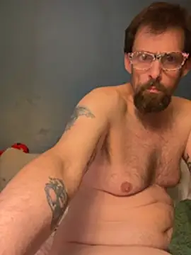 biggdaddyandqueenn online show from January 12, 5:03 am