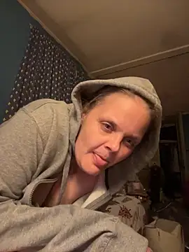 biggdaddyandqueenn online show from November 18, 1:10 am