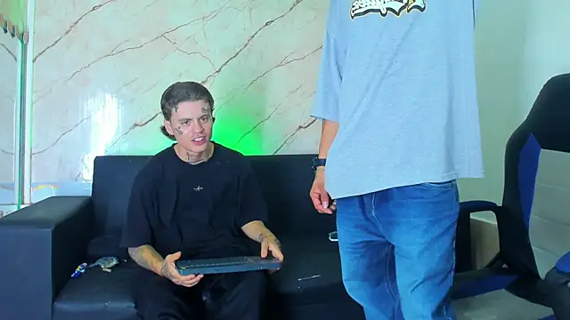 Kevinperlas online show from November 16, 8:24 pm