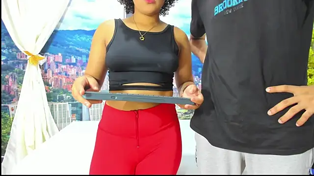 Snapshot of KiraFox1 chatting on November 4, 8:56 pm KiraFox1 online show from November 4, 8:56 pm