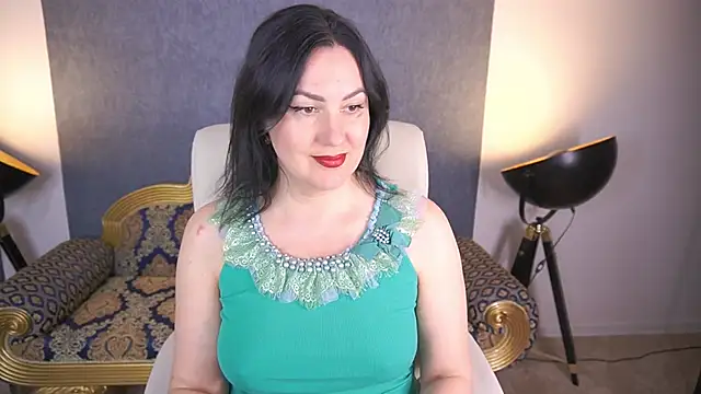 VelvetLuck online show from May 23, 8:30 pm