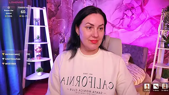 VelvetLuck online show from March 10, 6:56 pm