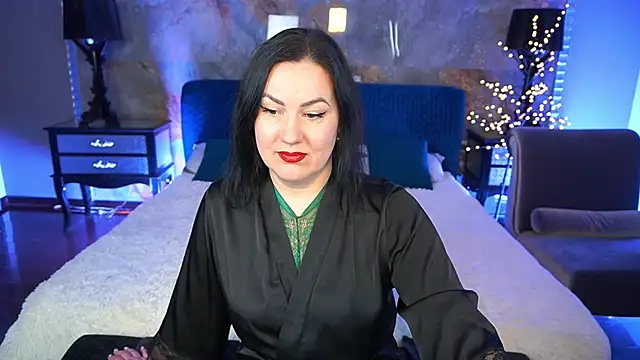 VelvetLuck online show from May 16, 8:19 pm