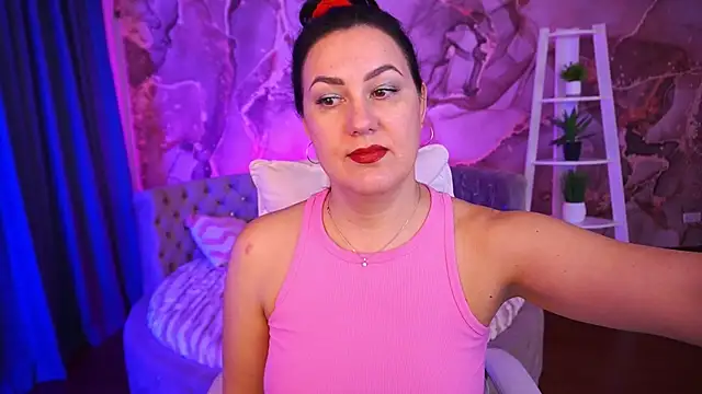 VelvetLuck online show from November 30, 1:45 pm