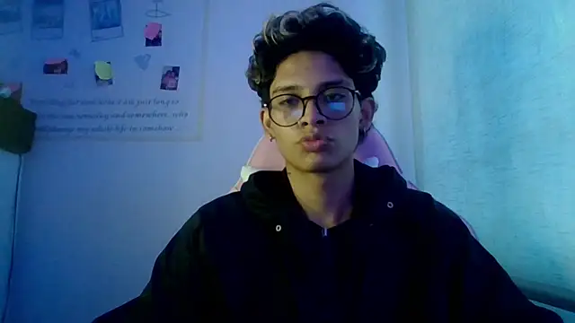 MassimoAlessandro online show from January 10, 10:27 pm