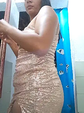 lapicarona18 online show from December 5, 5:06 am