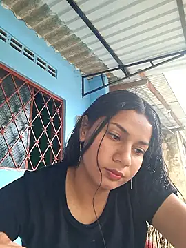 Snapshot of lapicarona18 chatting on November 10, 6:35 pm lapicarona18 online show from November 10, 6:35 pm