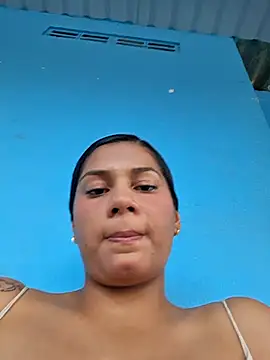 lapicarona18 online show from November 19, 3:45 pm