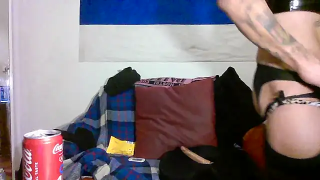 00Travsharongomez online show from November 28, 3:56 pm