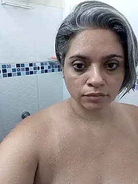 Snapshot of sexysubMila chatting on November 15, 7:18 pm sexysubMila online show from November 15, 7:18 pm