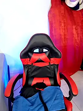 Snapshot of sexysubMila chatting on November 12, 11:08 pm sexysubMila online show from November 12, 11:08 pm