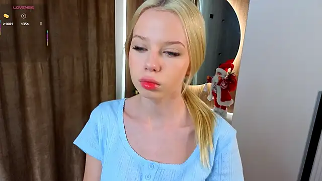 Snapshot of DorisCandelario chatting on December 18, 3:16 pm DorisCandelario online show from December 18, 3:16 pm