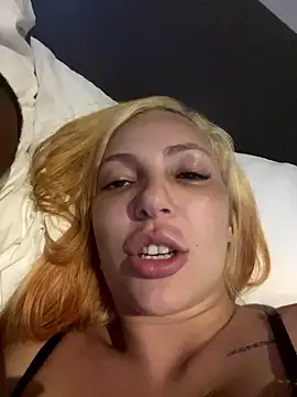 Snapshot of melisboa chatting on January 9, 2:40 am melisboa online show from January 9, 2:40 am